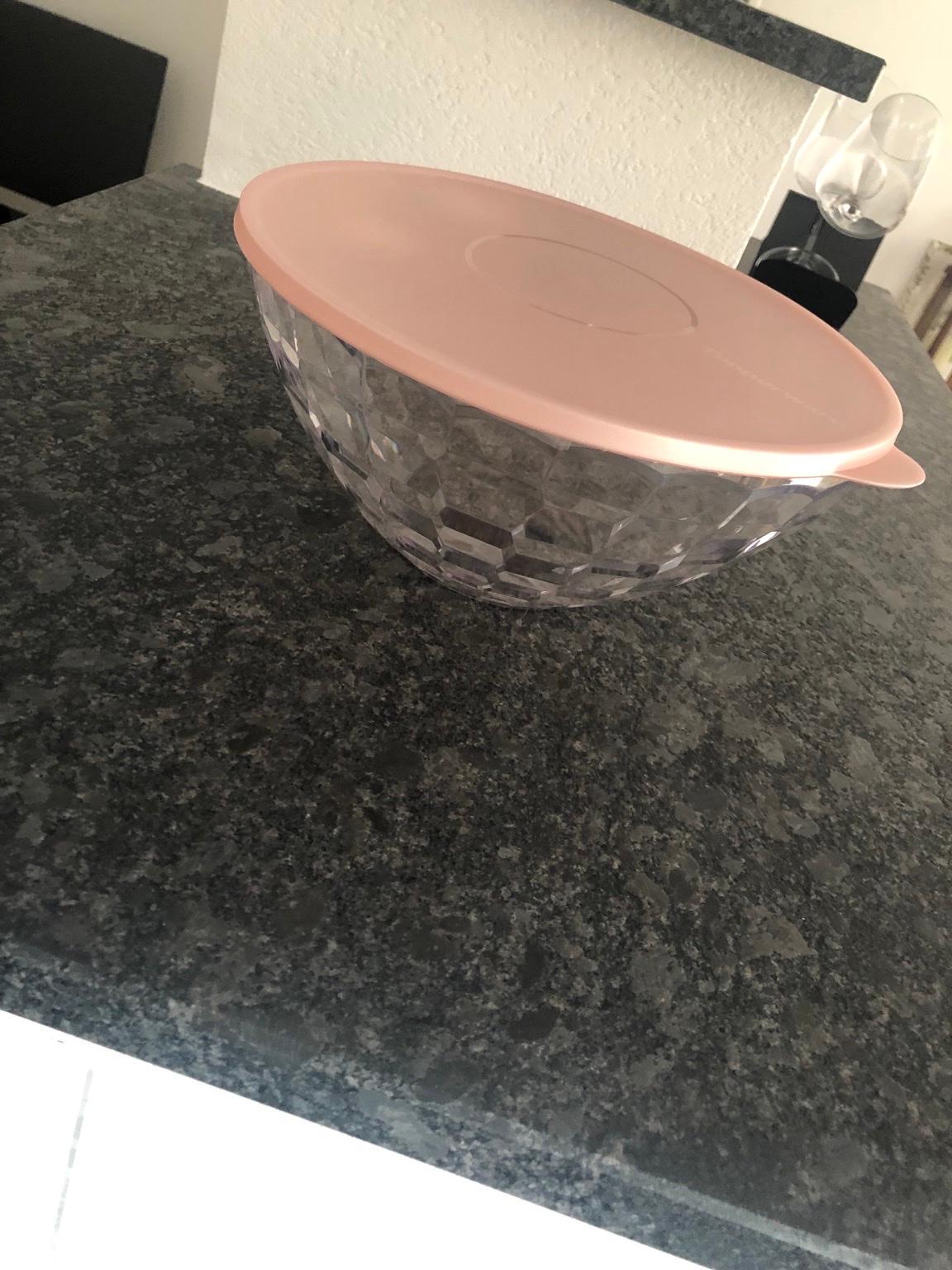 Neue Tupperware Schüssel \