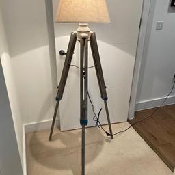Wooden floor tripod lamp with cream lampshade

To be collected from close to kidbrooke station