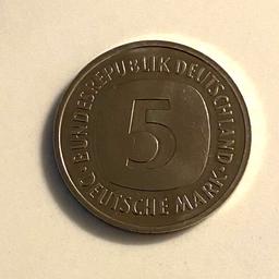 Zum Verkauf kommt eine Münze 5 DM 1995 D aus Deutschland. Die Münze hat den Erhaltungsgrad Stempelglanz und ist einwandfrei.
Die Versandkosten (innerhalb von Deutschland) sind im Preis bereits enthalten. Kein PayPal.