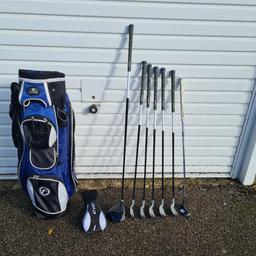 Ladies Flex Fazer CTR20 golf clubs and bag. Included - Putter, PW, 9, 8, 7, 6, driver. Ideal for beginner. Only selling as have brought new clubs. Well loved and looked after, would just like them to go to a good home and get another person into golf. Collection only, but would deliver locally.