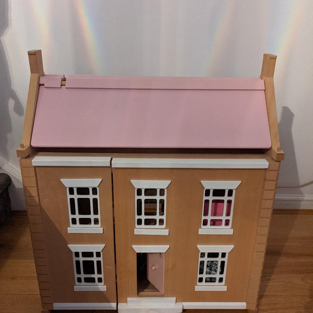 John Lewis Wooden Leckford Doll's House used in IG11 Dagenham für 45,00 £ zum Verkauf Shpock DE