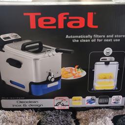 TEFAL OLEOCLEAN PRO FRYER COST £130 SELLING FOR ONLY £65 WORKS PERFECTLY USED BUT ALL BOXED AND STILL UNDER WARRANTY 👍

THIS MACHINE FILTERS YOUR OIL SO YOU CAN CLEAN IT AND RE-USE THE OIL 😁

ABSOLUTELY NO OFFERS, COLLECTION PALACEFIELDS RUNCORN.
