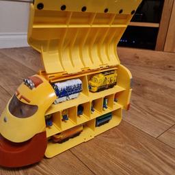 chuggington two tracks plus carry case and trains all in good used condition
large set
one set is motorised, both sets can be joined together