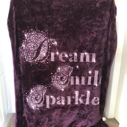 Large dark purple thick fluffy throw. Would fit a double bed. In great condition
Collection or local delivery