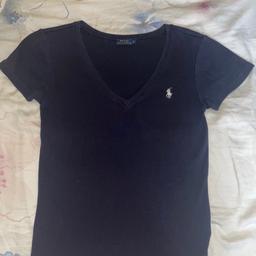Ralph Lauren polo top, size M would say fits a size 12 best. Bought from the outlet.