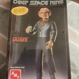 Star Trek Deep Space Nine Quark Vinyl Model Kit