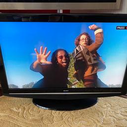 On offer a high quality  Bush 32 inch Freeview Tv in full working order and ready to use.
Tv is not smart but has built in freeview and hdmi outlets to use for gaming or with a set top box.
Comes with remote control.
Collection but can deliver for 75p per mile from WV125HW.