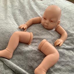 With head and limbs
I don’t know the name of this kit, made in China.
Useful for beginners starting out to practice, or reborn a low cost doll for someone when completed

Open to reasonable offers