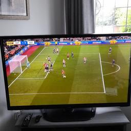 LG smart freeview in good condition great picture comes with remote control aswell as smart wand HDMI
 ports and USB.
