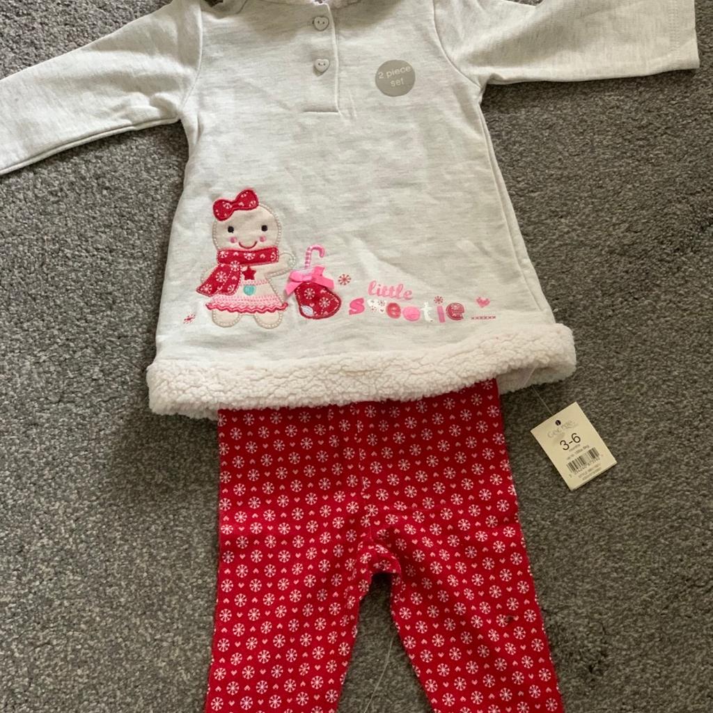 Outfit for baby girl
3-6 months