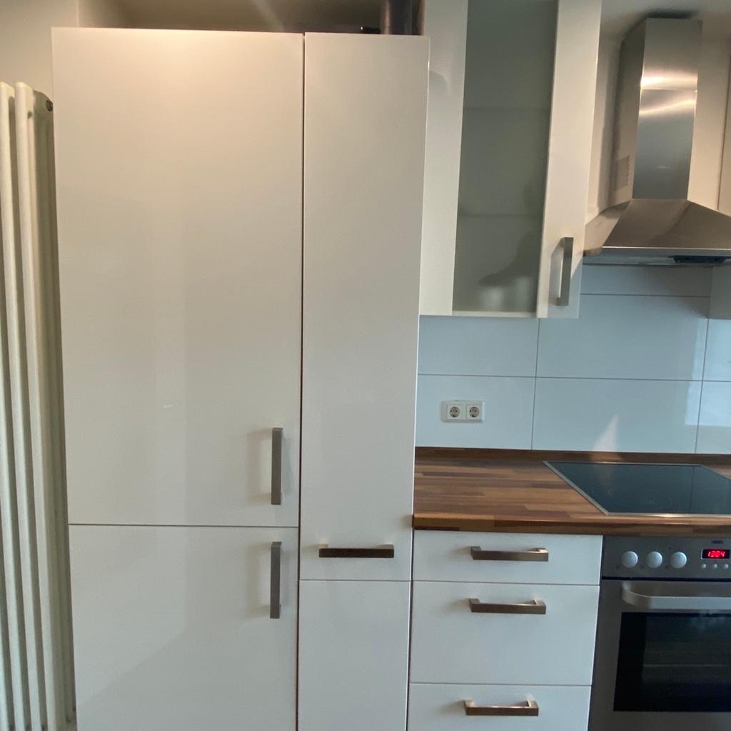 Nobilia Küche Weiß Hochglanz + Geräte in 68259 Mannheim für 1.200,00