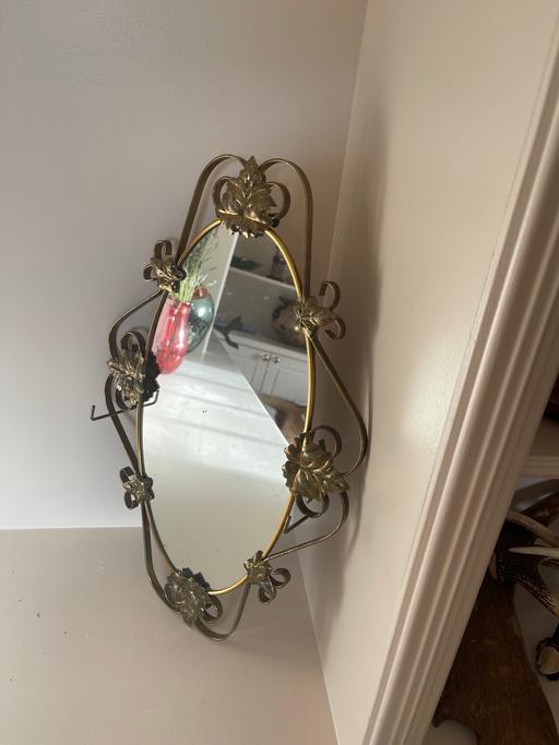 Buy & Sell Kent Maidstone - Photos for vintage gold retro leaf 60’s mirror hooks ivy