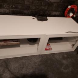 tv unit with door and shelf
120cm L x 42 cm D x 40 cm T
excellent condition like new