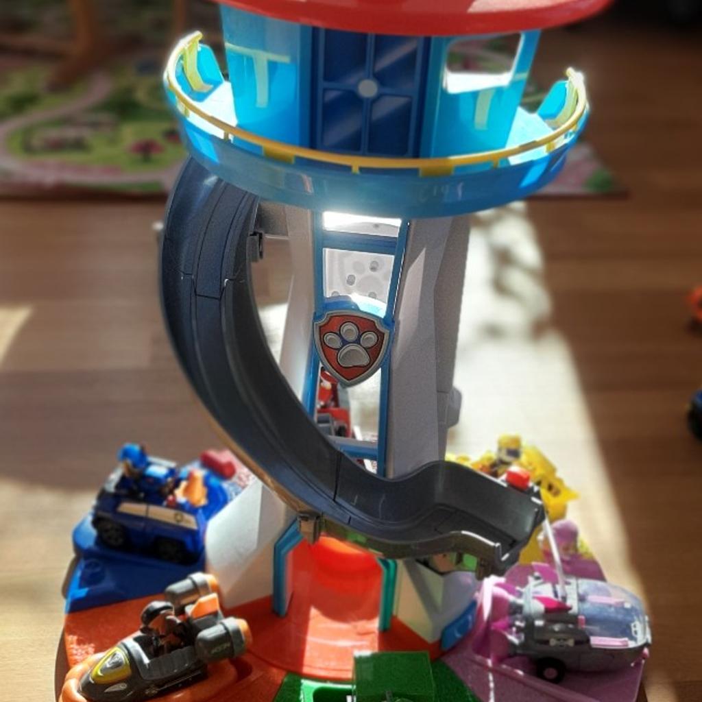 PAW PATROL Zentrale inkl. aller Fahrzeuge in 6858 Gemeinde Schwarzach