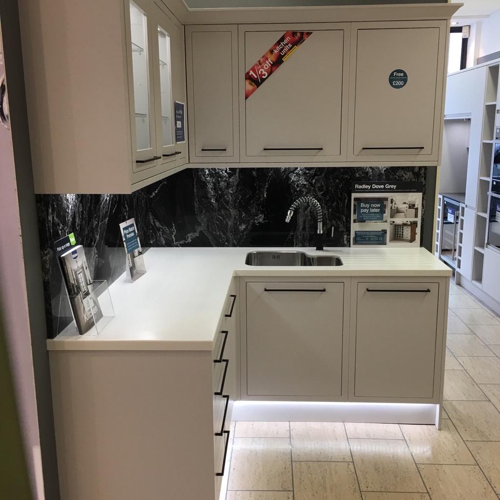 Ex Display Kitchen units in W13 London for £750.00 for sale Shpock