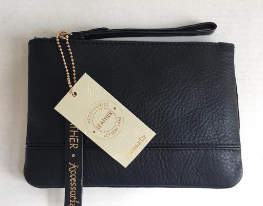 Buy & Sell Central London Hyde Park - Central London - Photos for Accessorize Leather & Suede Ziptop Purse