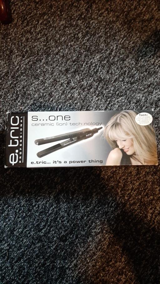 Buy & Sell North West London Queensbury - Harrow - Photos for Hair straightener