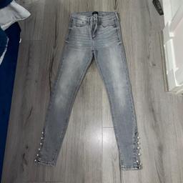 grey skinny Jean's size 8