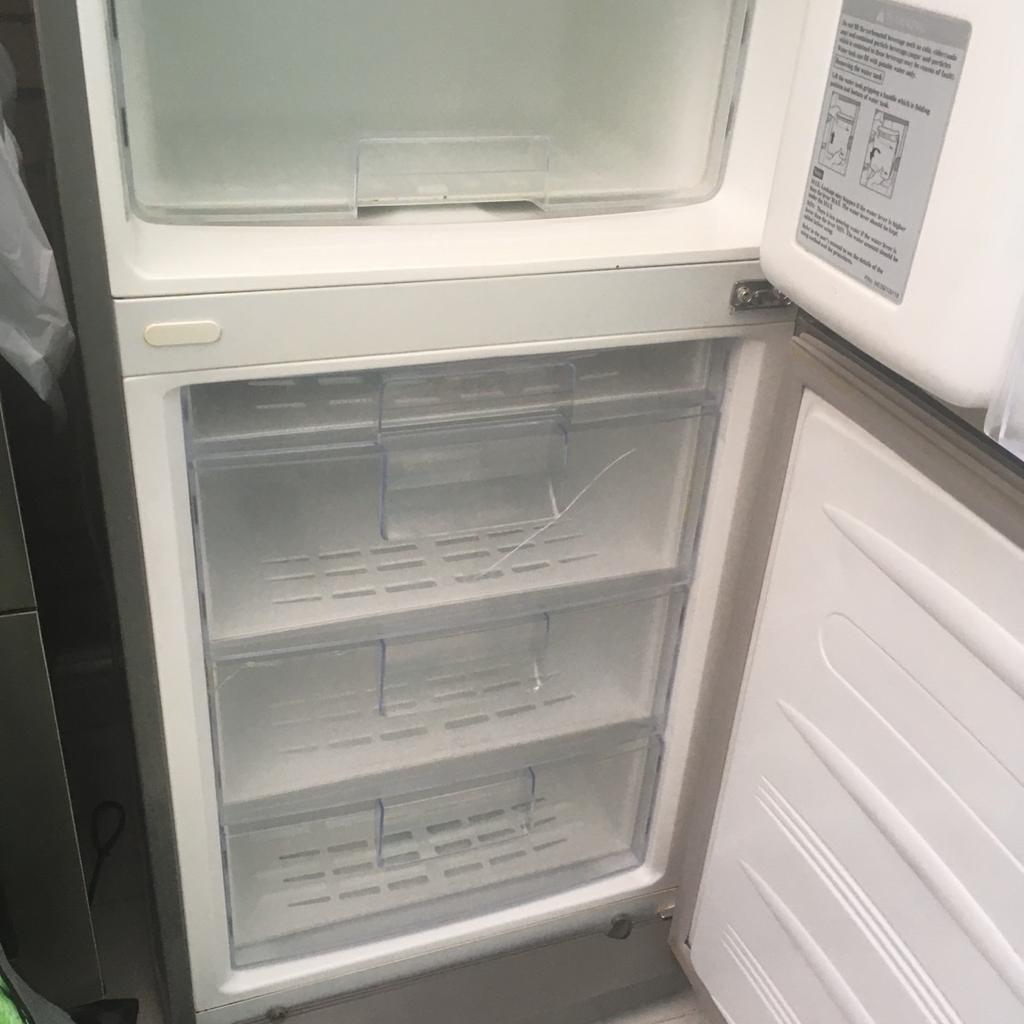 LG FRIDGE FREEZER in B3 Birmingham für £ 60,00 zum Verkauf Shpock AT