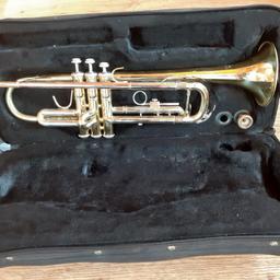 elkhart trumpet looks to be in good condition 
will post for extra charge