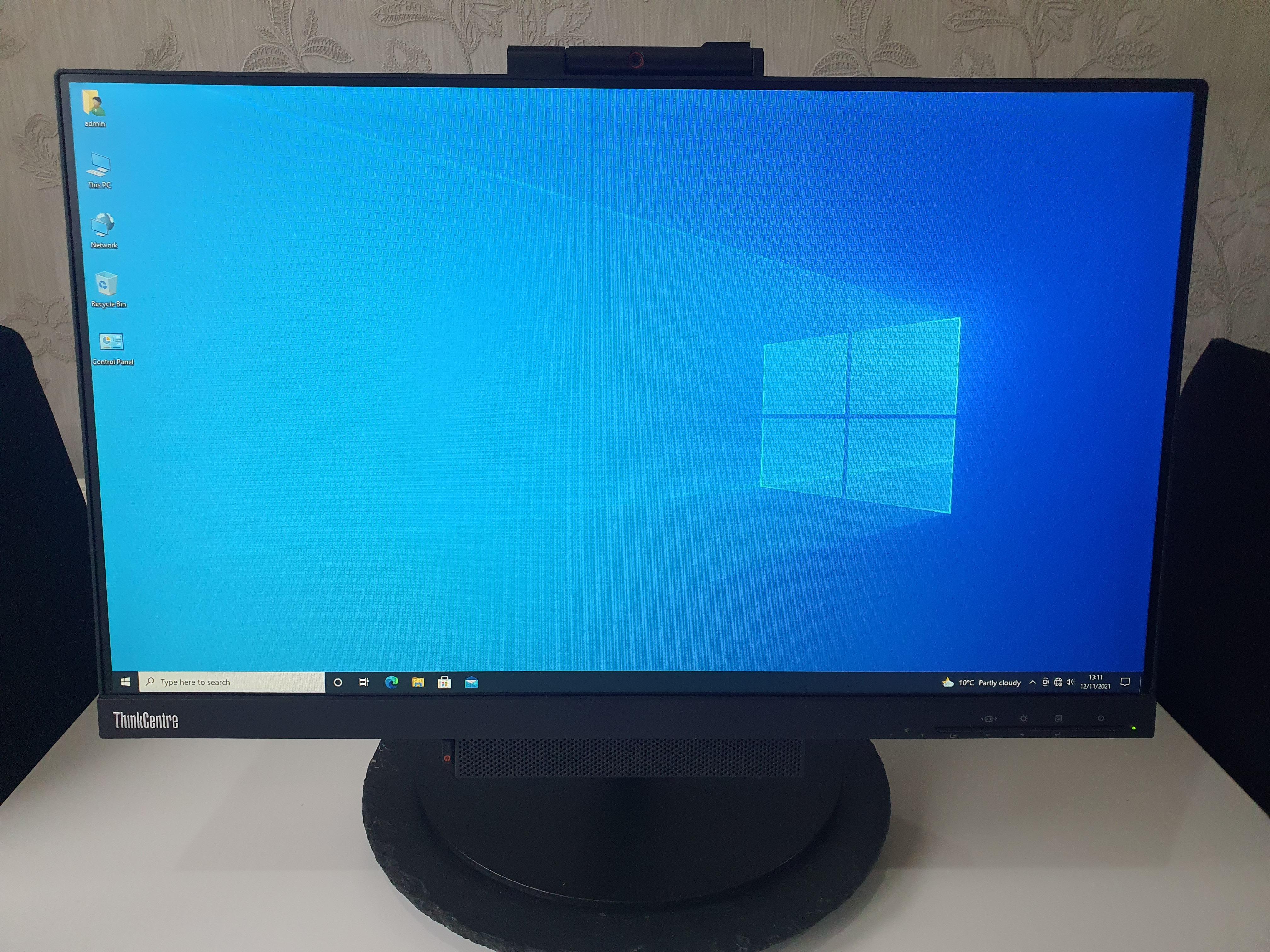 Lenovo All In One Windows 11 Pro PC in L36 Knowsley for £230.00 for ...
