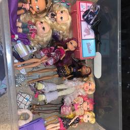 Bundle of kids dolls and parts, bratz monster high and ever after high dolls clothes