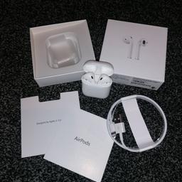 Brand new Airpods 2nd generation
Wireless charging case
Charging cable
Smart touch for Volume control (⏫⏬) , Siri,
Music (⏮️⏪⏯️⏩⏭️) and Phone calls
Collection, drop off and posting available