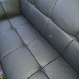black sofa bed...
6' x 3'...click clack action to put down..armrests drop
down too..
bought for camper but too long...
cash on collection...Sheffield.
but will deliver in sheffield for cost of fuel
