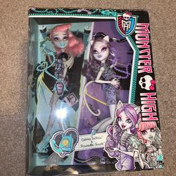Ghouls chat monster high Rochelle gargoyle and catrieen brand new in box, go for £120+ online selling cheaper for quick sale and because box has minor damage as pictured open to offers happy to post