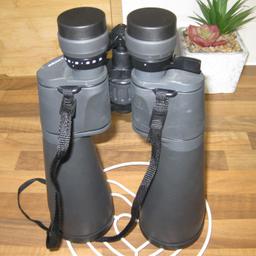 Great set of binoculars with carry bag, (PICKUP ONLY FROM RUNCORN)