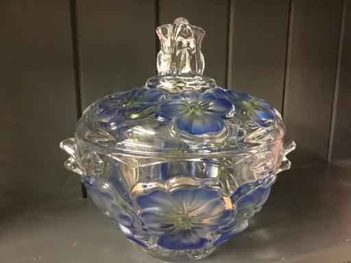 Buy & Sell Suffolk East Suffolk - Photos for Vintage Glass Lidded Bowl