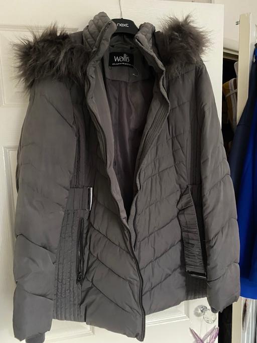 Buy & Sell West Midlands Dudley - Photos for Grey winter coat