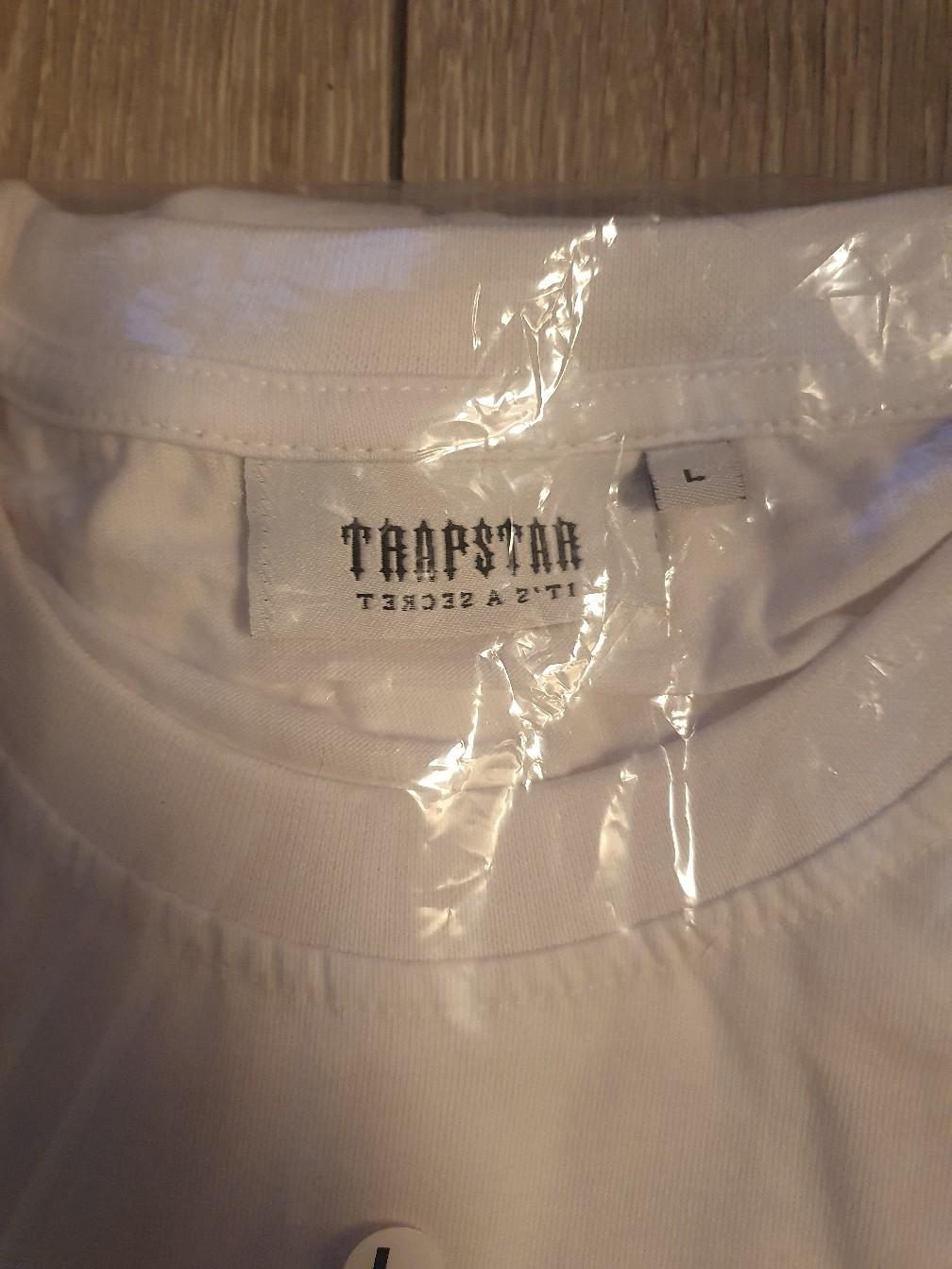 Trapstar x Dave Art of War Tshirt and Album in London Borough of