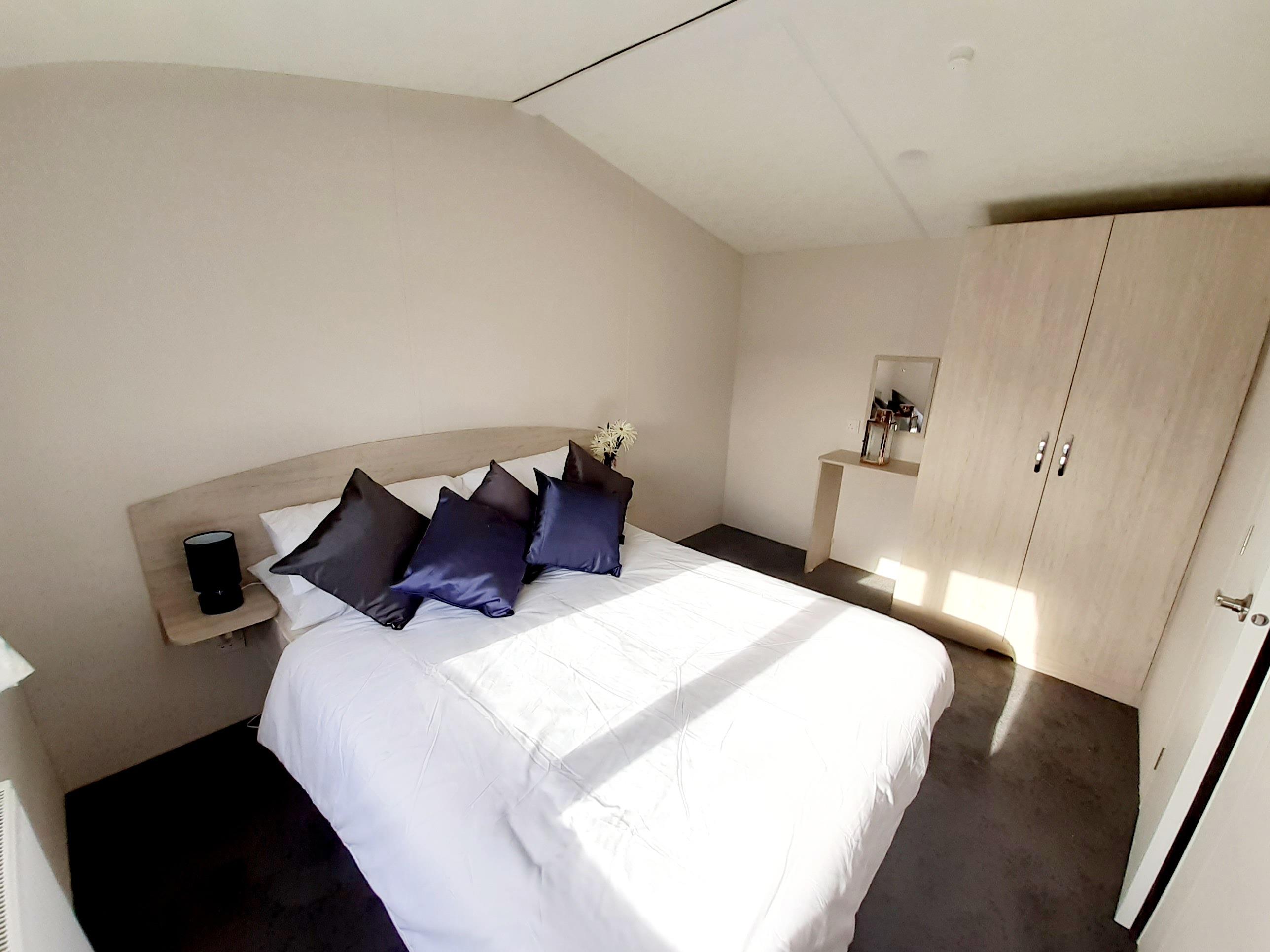 2022 Delta Hailsham Holiday Home in CO16 Tendring for £44,995.00 for