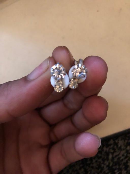 Buy & Sell South East London Anerley - South East London - Photos for Clip-on earrings