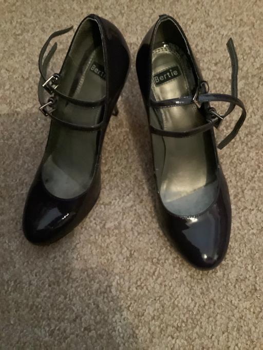 Buy & Sell South East London Bromley - Photos for Purple patent leather shoes from Bertie 5