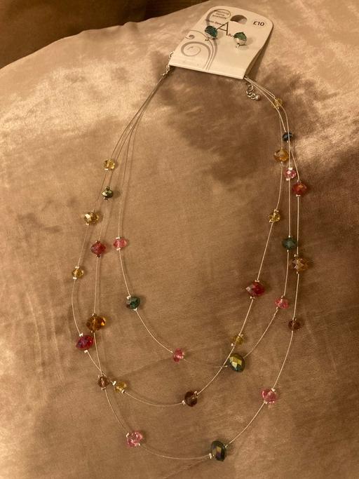 Buy & Sell Wiltshire Corsham - SN15 - Photos for Allusions Glass Bead Necklace and Earrings