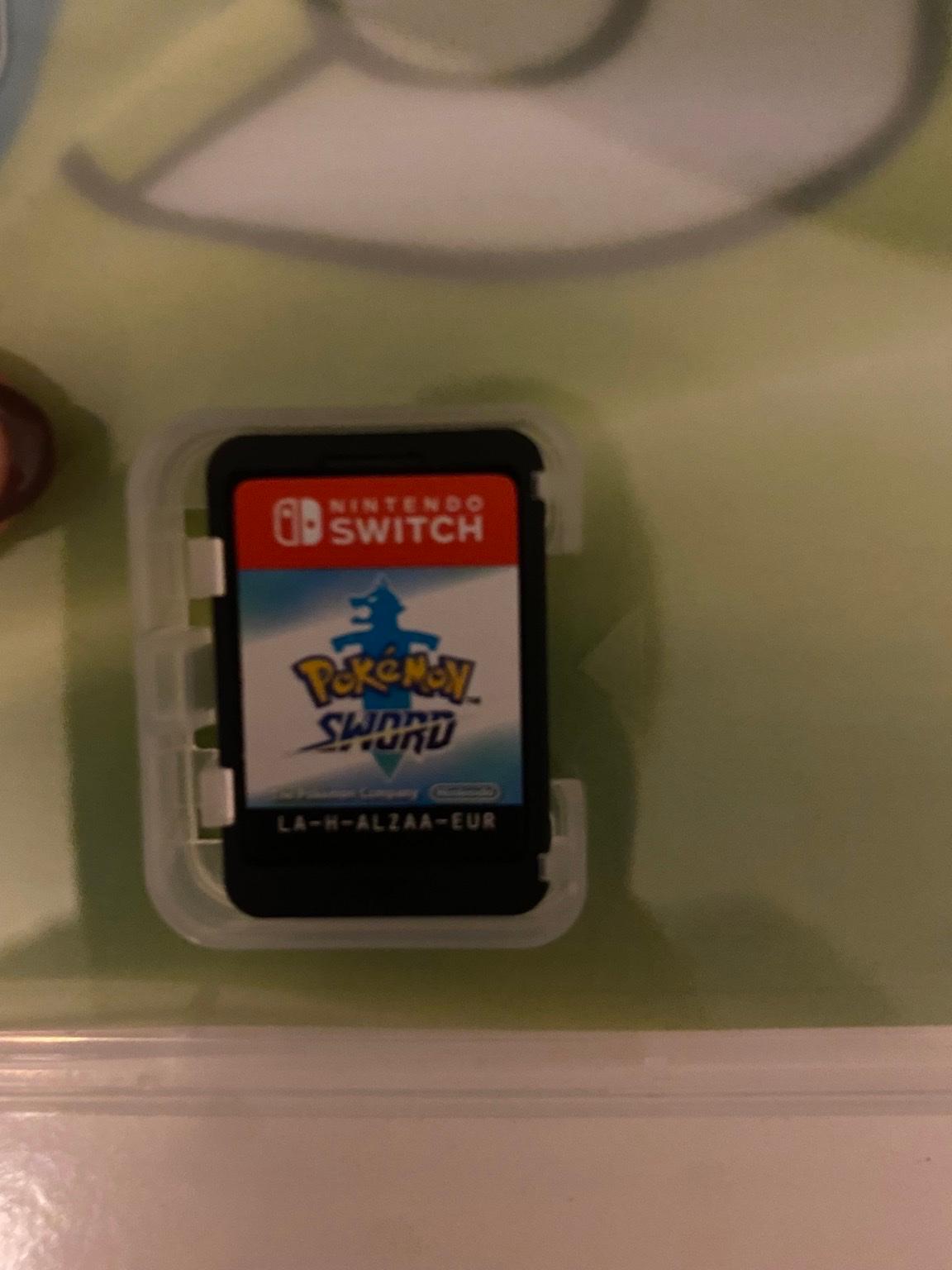 Nintendo Switch Pokémon Sword in E11 Forest für 25,00 £ zum Verkauf ...