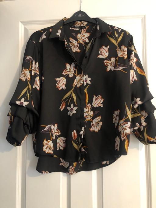 Buy & Sell West Midlands Sandwell - Photos for Zara satin blouse size small