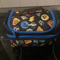 Smiggle two tier emoji lunch box. Never used.