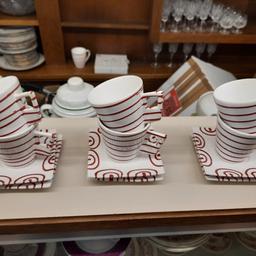Gmundner Keramik ,rotgeflammt...
Neuwertig....
6 Tassen mit Untertassen St.13 €
7 Desser / Salatteller
Stk.13 €
getrennt auch erhältlich...
Versand möglich...
