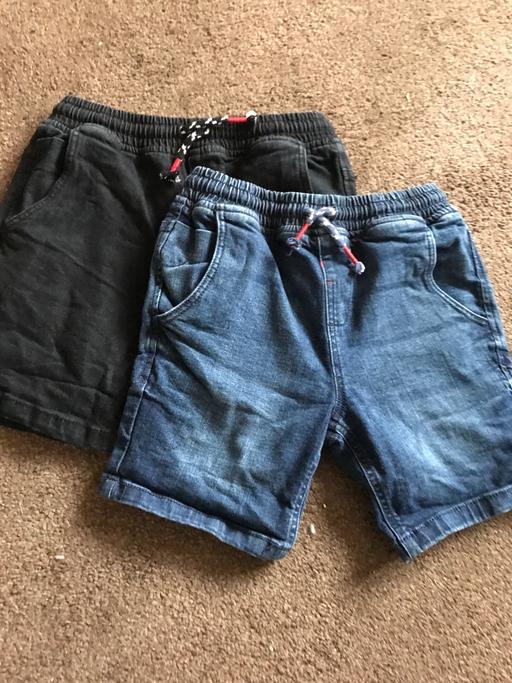 Buy & Sell West Midlands Sandwell - Photos for Shorts x2 xxx
