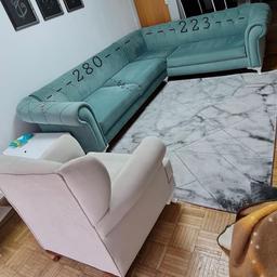 Sehr Gut erhaltenes Couch mit Bett Funktion 280cm-223cm zu verkaufen anschauen lohnt sich!!  Farbe ist Mint Grün  günstig abzugeben bitte um Realistische Angebote !!