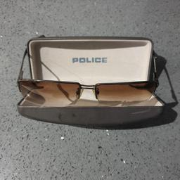 Grab a bargain.
Genuine vintage POLICE Sunglasses in original case.
Sunglasses are pristine. Lenses are in great condition.
Case shows signs of usual wear for a item that's approx 15 years old.
When purchased, these were £274.99
For quick sale £30. 
Postage only.
You won't be disappointed.
Day or Night wear glasses.