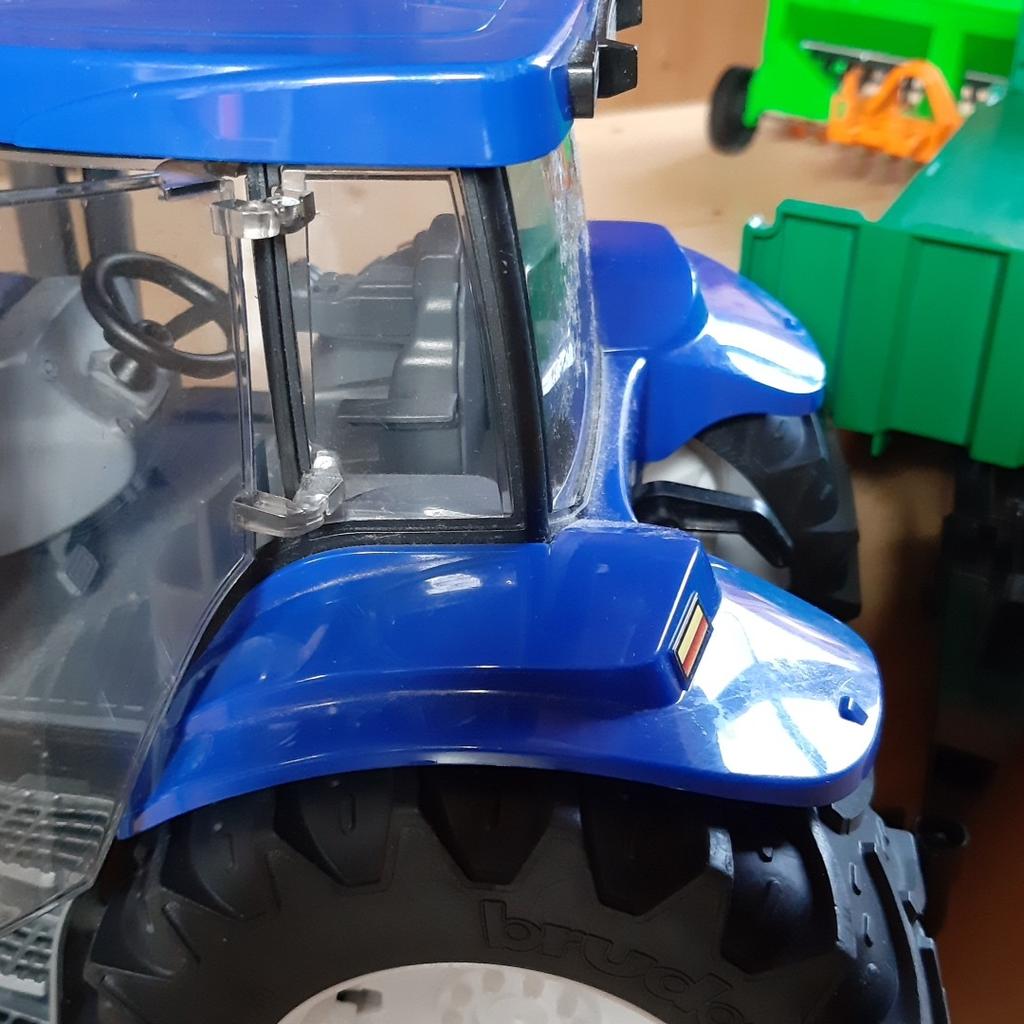 Bruder Traktor mit Anhänger in 6611 Gemeinde Heiterwang for €10.00 for