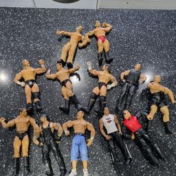 excellent condition, 12 wrestlers