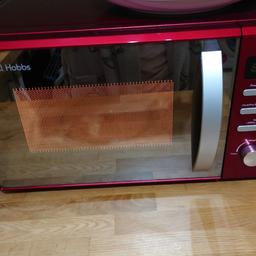 Red Russell Hobbs microwave
Only selling as my microwave steriliser doesn't fit in it. So need a bigger one is lovely microwave had no problems with it just need a bigger one because of the baby

45ono