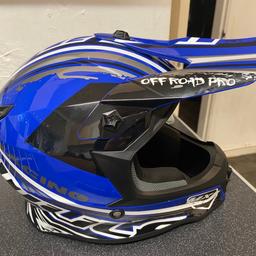 Wulfsport helmet brought last year but not used and is now too small 
Size youth medium 49-50cm
Collection only Stourbridge