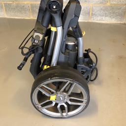 Powacaddy C2 compact golf trolley.
Complete with 36 hole Lithium battery, carry case and umbrella holder.
Good condition throughout.
Collection only
