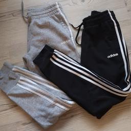 Zwei Jogginghosen Adidas